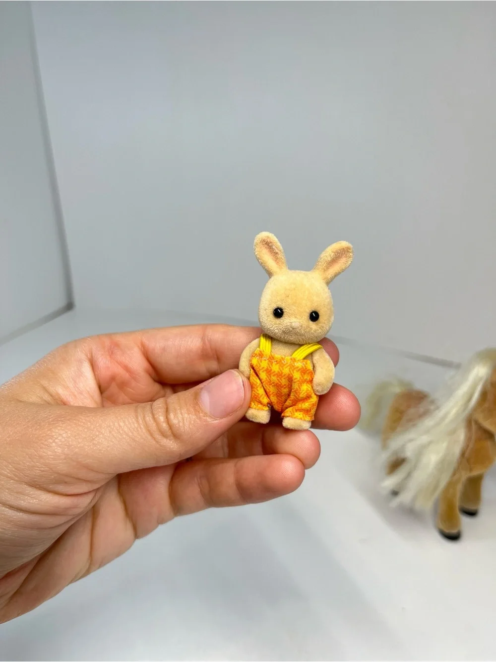 Calico Critters Willow Horse Pony Show Figure Sylvanian Families Bunny Rabbit - Picture 2 of 16